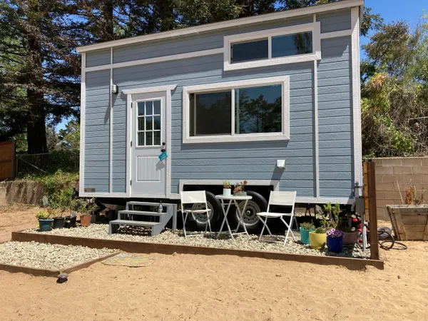tiny pacific houses blue